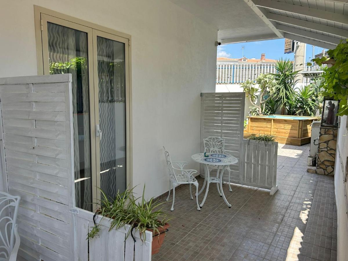 Room On The Beach Avola Extérieur photo